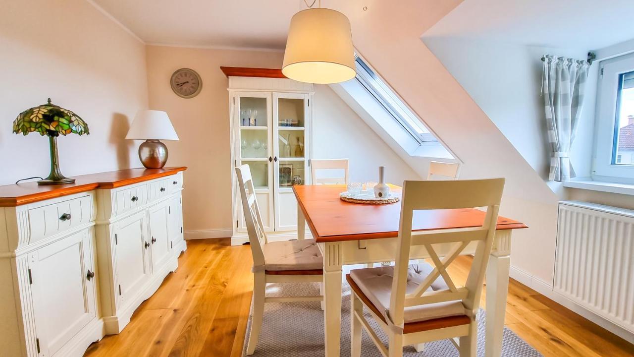 Luxurioeses Apartment Mit Parkplatz - Klimaanlage - Nahe Klinikum Coburg Bagian luar foto